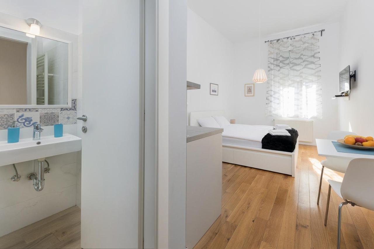 Modern Studio Near Park Zrinjevac And Main Square Zagreb Exterior foto